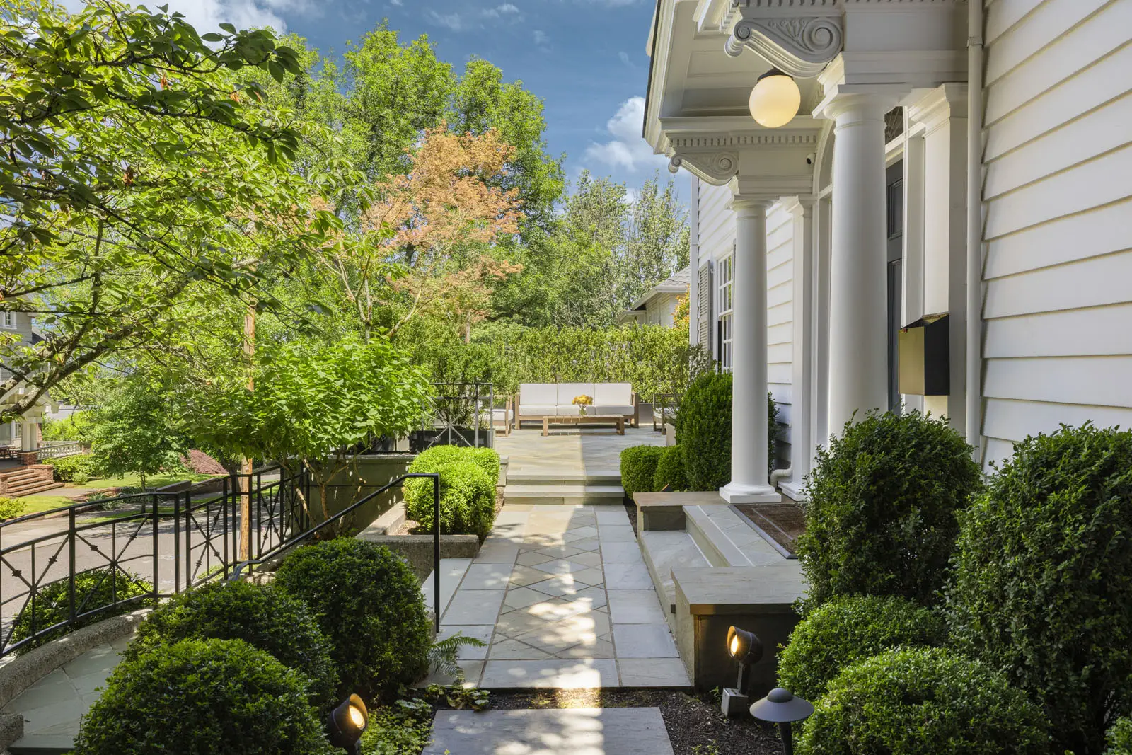 10-2228 SW 21st Ave-10_1