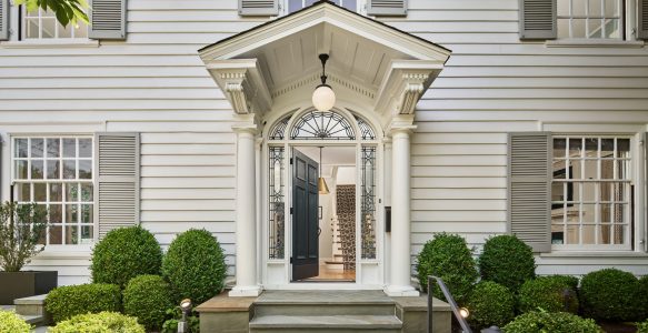 Elegant 1918 Colonial in Southwest Hills